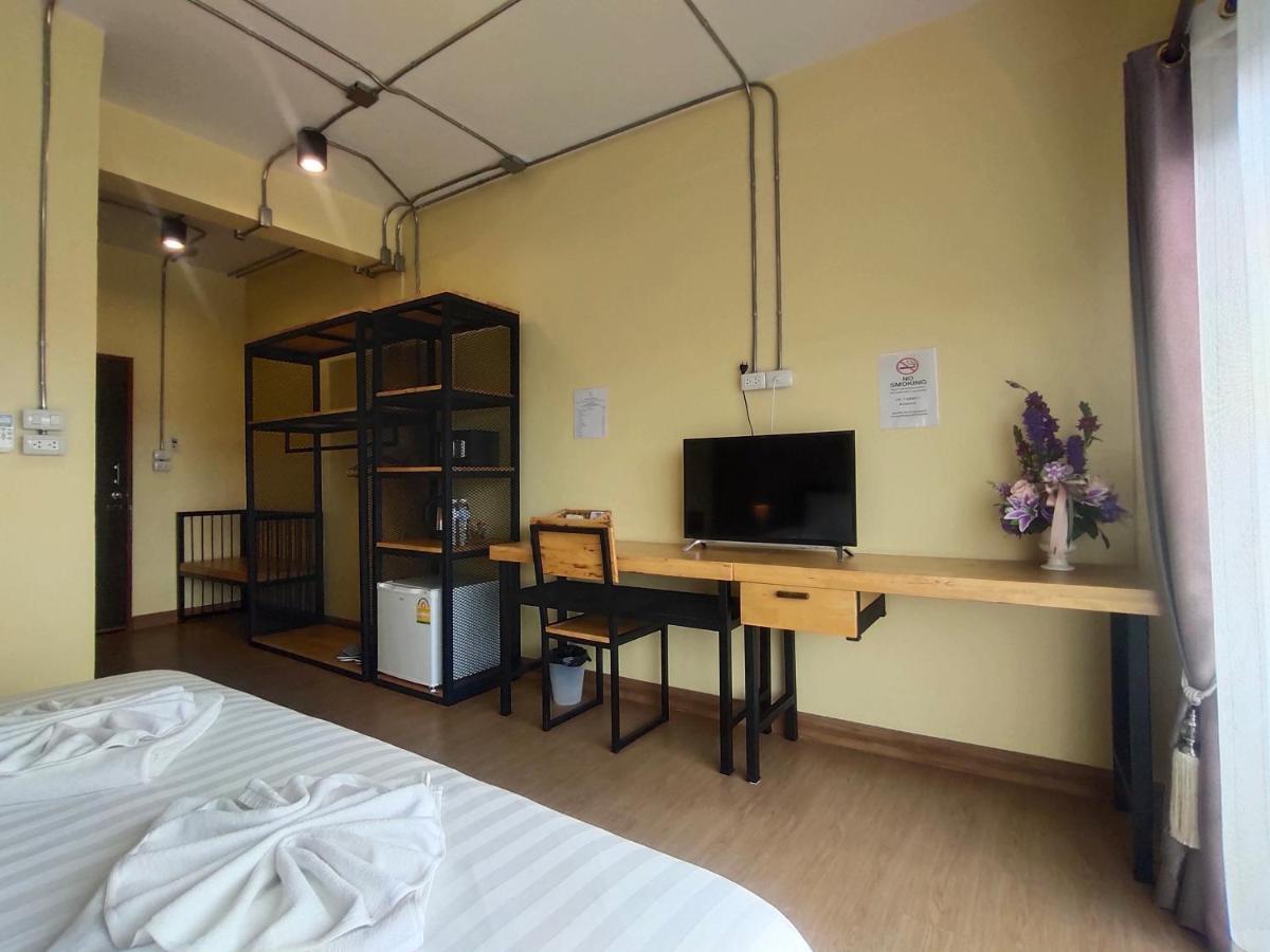 Nai Wiang Poshtel Hostel Chiang Mai Luaran gambar